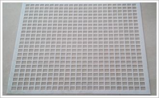塑料沖孔網(wǎng).jpg 塑料沖孔網(wǎng).jpg